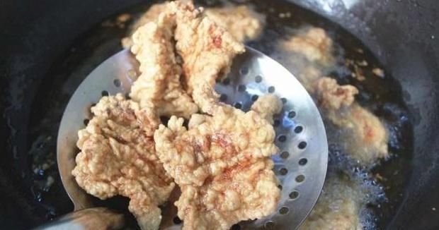 也都是非常|炸酥肉,都别只会用面粉和淀粉了,改成它,口感香酥,凉了也好吃