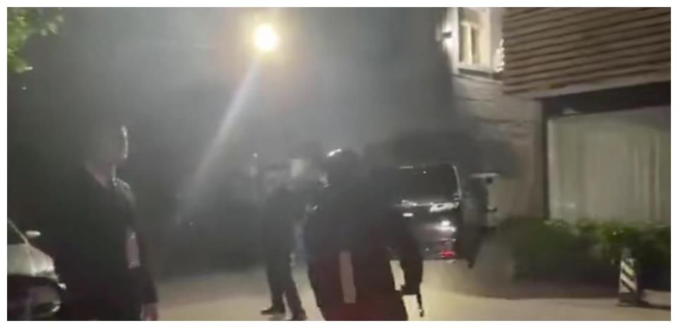 吴磊直播骑行下班第一人，你到底有多爱骑行啊！