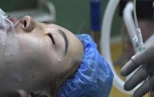 小张|“我不怕疼，我更想要尊严”，90后妈妈的“产后感”，让人泪目