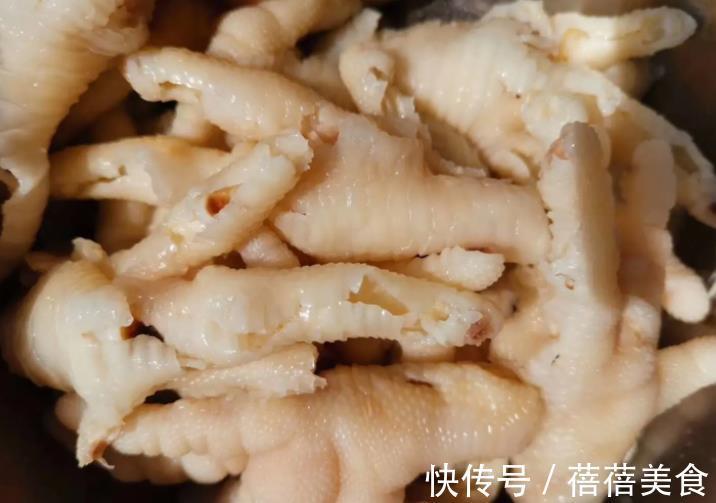 鸡爪|鸡爪去骨原来这么容易，只需一根牙签，5分钟剔除一大盘！