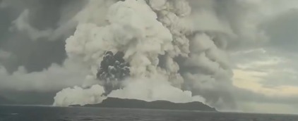 美国呈现末日状态三大危机同时爆发中国国运大爆发来临