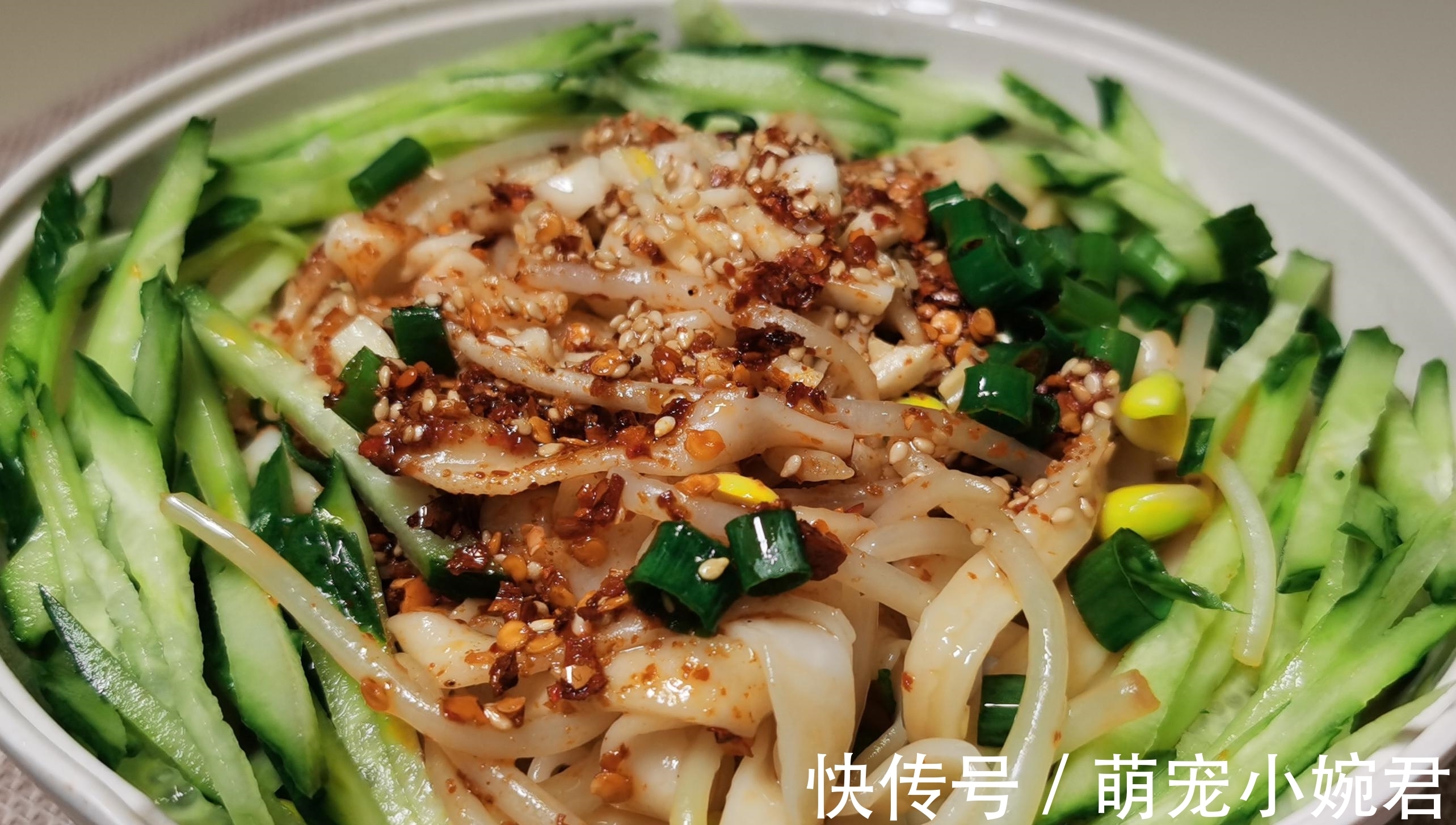 绿豆芽|下班回家吃什么？推荐6道美食，不用另外炒菜，随手一做就上桌