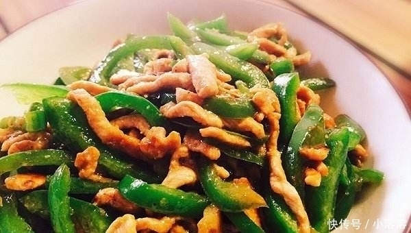 周末回家,妈妈做了一大桌,味美色鲜,尤其是最后一道菜真好吃