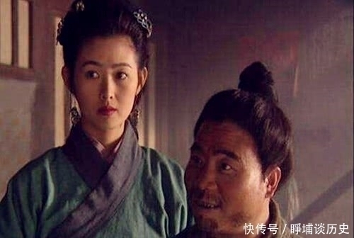 本是亲兄弟,为何武松高8尺,武大郎高5尺此墓挖开真相大白