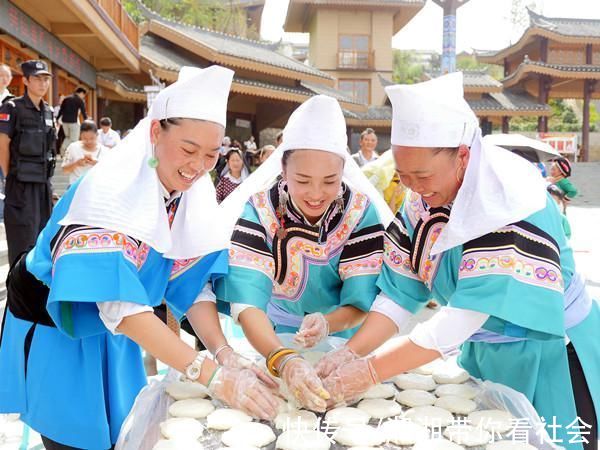 扶贫|「天眼新闻」搬进城镇幸福来--贵州易地扶贫搬迁助推城镇化观察