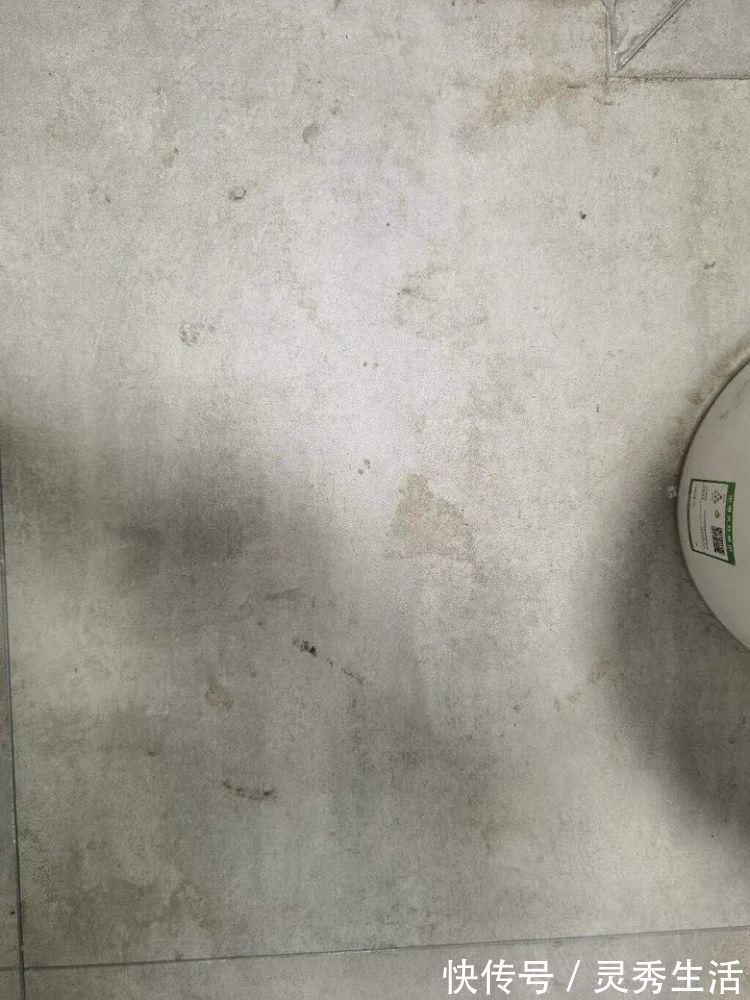 瓷砖|卫生间千万不要贴这种瓷砖,看看我的惨痛教训