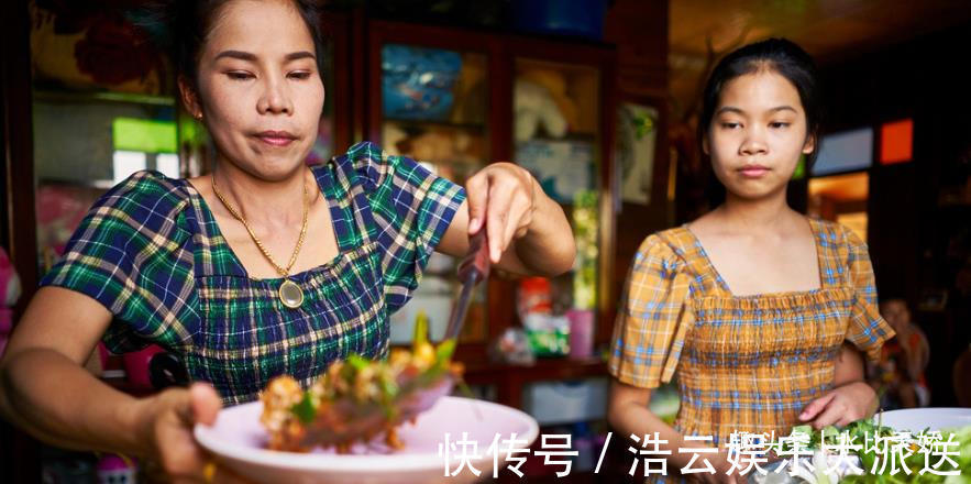 婆婆|“你嫁了人该干活”坐月子依旧做13人晚饭,女子砸烂锅碗说再见