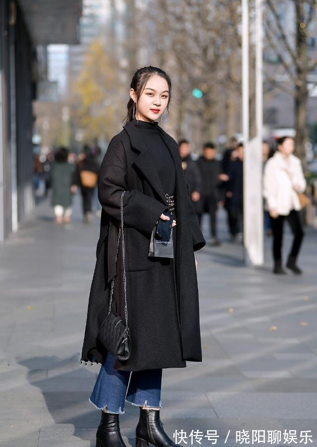 裙装 简洁时尚的裙装搭配,收放自如不紧绷,穿起来超级有魅力