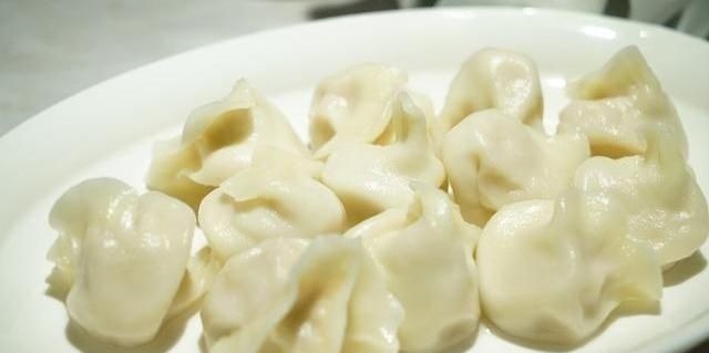 立秋后这个菜要常吃,富含维生素A,拿来包饺子,比韭菜茴香都香