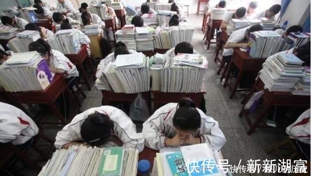 书单|“哈佛学霸”书单中,历史书占比最多,初中生现在培养还来得及