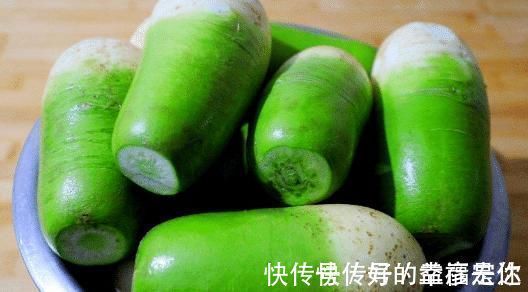 大厨|萝卜做饺子馅,不用焯水不用盐杀水,大厨教你一招,饺子鲜香味美