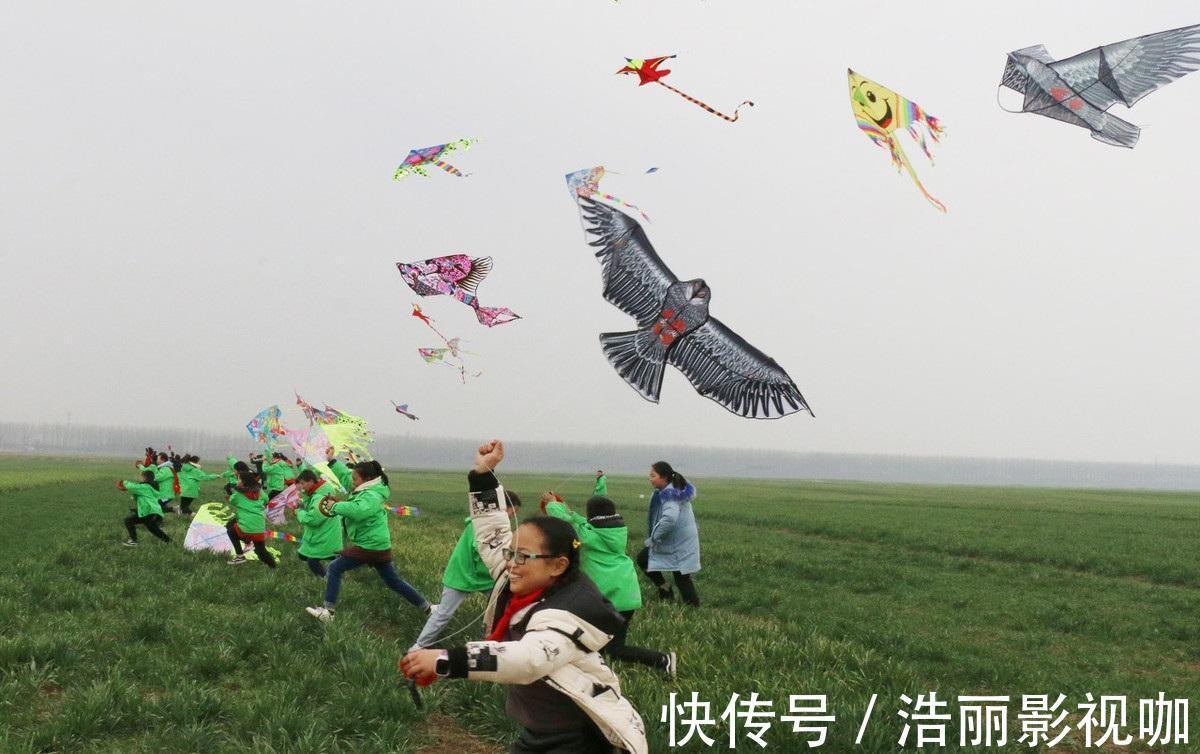 补习班|疯狂上培训班还是自由玩耍父母不同的态度，决定孩子不同的人生