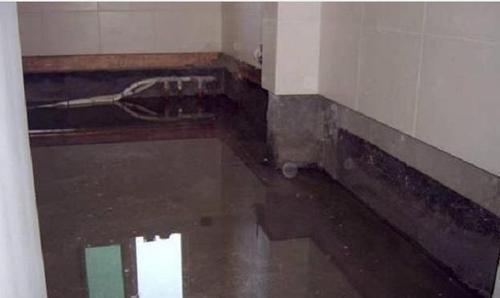 饱满性|原来卫生间的防水要这么做才能不漏水,难怪不得我家墙都发霉了