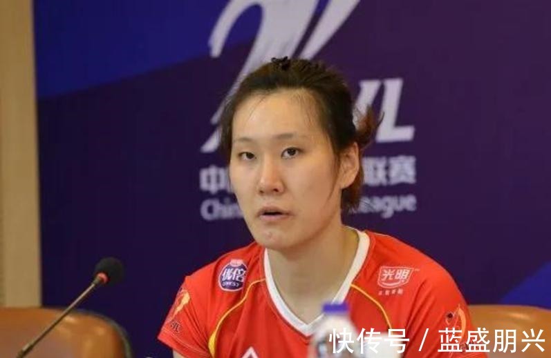 老将|37扣17中轰下19分,女排主攻老将状态火热,进国家队辅佐朱婷!