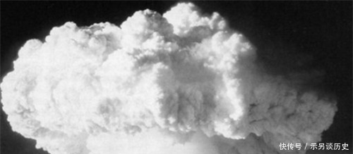 日本|二战后,日军誓死不降,翻译官的一句口误,让60万日本人死于非命