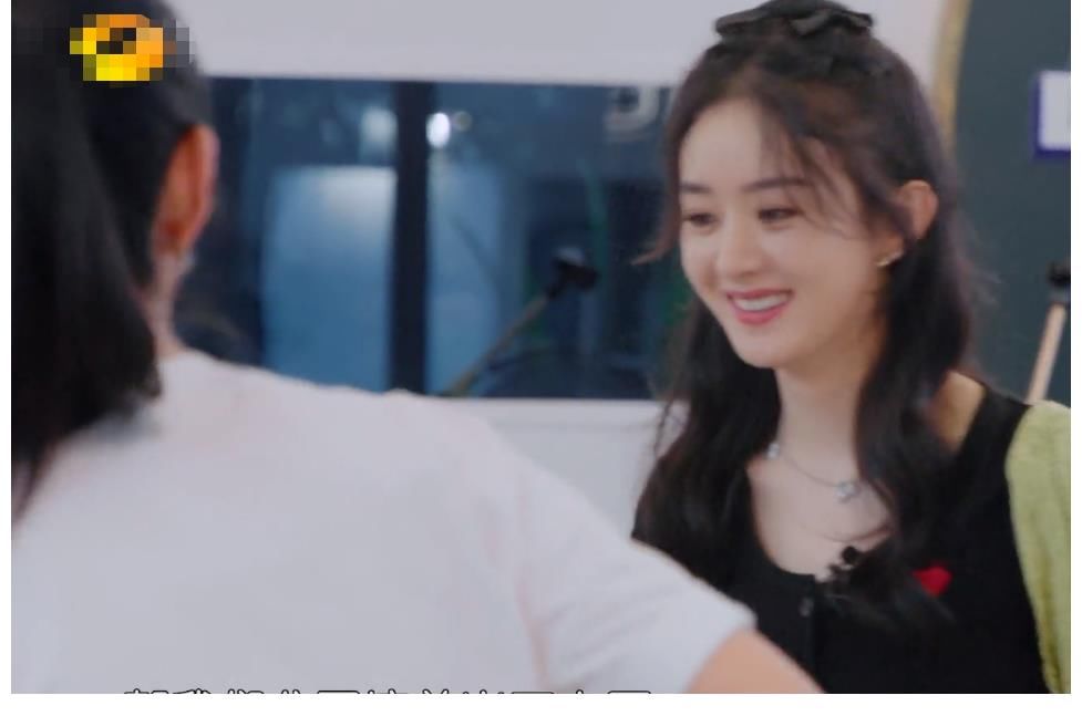 黄晓明|为周也站台、帮张碧晨助威，赵丽颖才是《中餐厅》的工具人