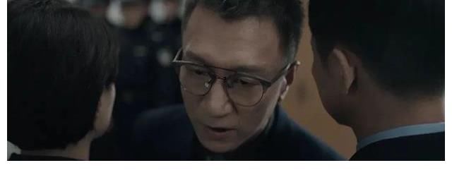 穷凶极恶|《扫黑风暴》：都在关注张艺兴？我却偏爱“穷凶极恶”的孙红雷