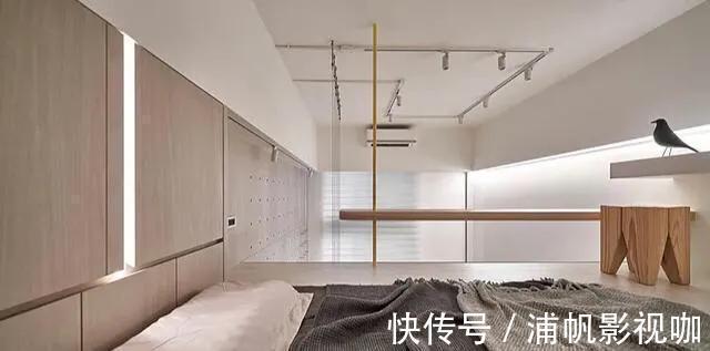 卧室|一家三口人住16㎡的家,连床都没有,他们却说舒服得很!