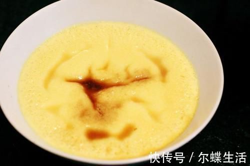 蛋黄|宝宝吃鸡蛋营养高?吃错了反而会影响健康,你别随便给宝宝吃鸡蛋