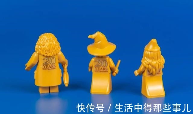 羽毛|乐高哈利波特76391霍格沃茨经典藏品开箱评测!