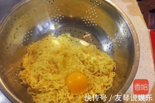 清水|别再清水煮了,方便面这样做,比蔬菜汤还营养,好妈妈必学!