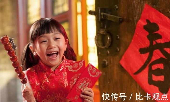 心理健康|“最小富婆宝宝”存压岁钱走红,网友:活得不如一个穿尿不湿的