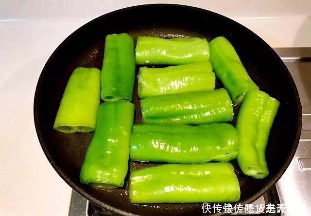 饭店|饭店大厨透露做虎皮青椒,别直接下油锅否则不“起皮”不入味