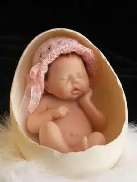 摇篮|曾经的最小婴儿用蛋壳当摇篮,现在13年过去了,她怎么样了