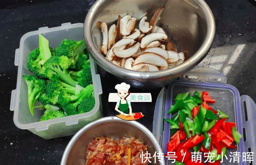脆嫩|西兰花和此是绝配,隔三差五给孩子做,鲜香脆嫩,孩子爱吃身体棒