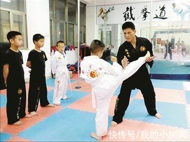 唐人&怎样写出欧阳询书法中的棱角?需要学会唐人的这种笔法