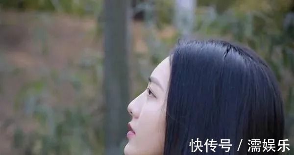 黑色素|告诉大家:为啥白头发会越长越多?医生:你以为是老了,其实是缺了两种营养