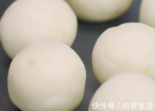 鲜香|土豆这样做太好吃，鲜香软糯，简单营养，孩子爱吃的解馋美食