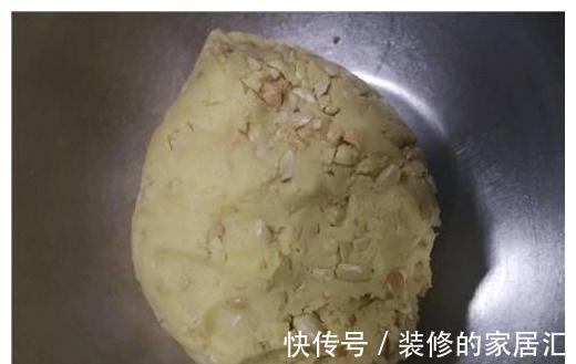 小小酥|它香气扑鼻，酥脆有嚼劲，一口就能解决一个，大家都爱吃！