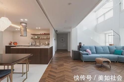 卫生间|顶楼247㎡，没想到是买2赠1，两个人住，装完楼下邻居眼红了