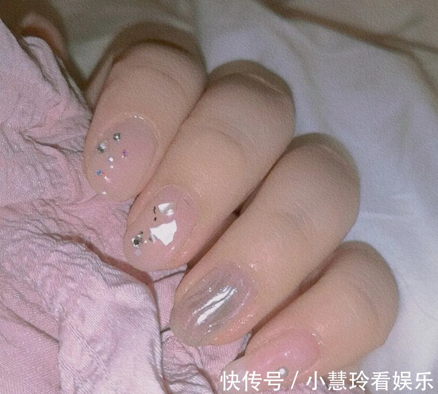 ok|秋冬美甲怎么做?在家DIY自制,效果竟然不输美甲店?