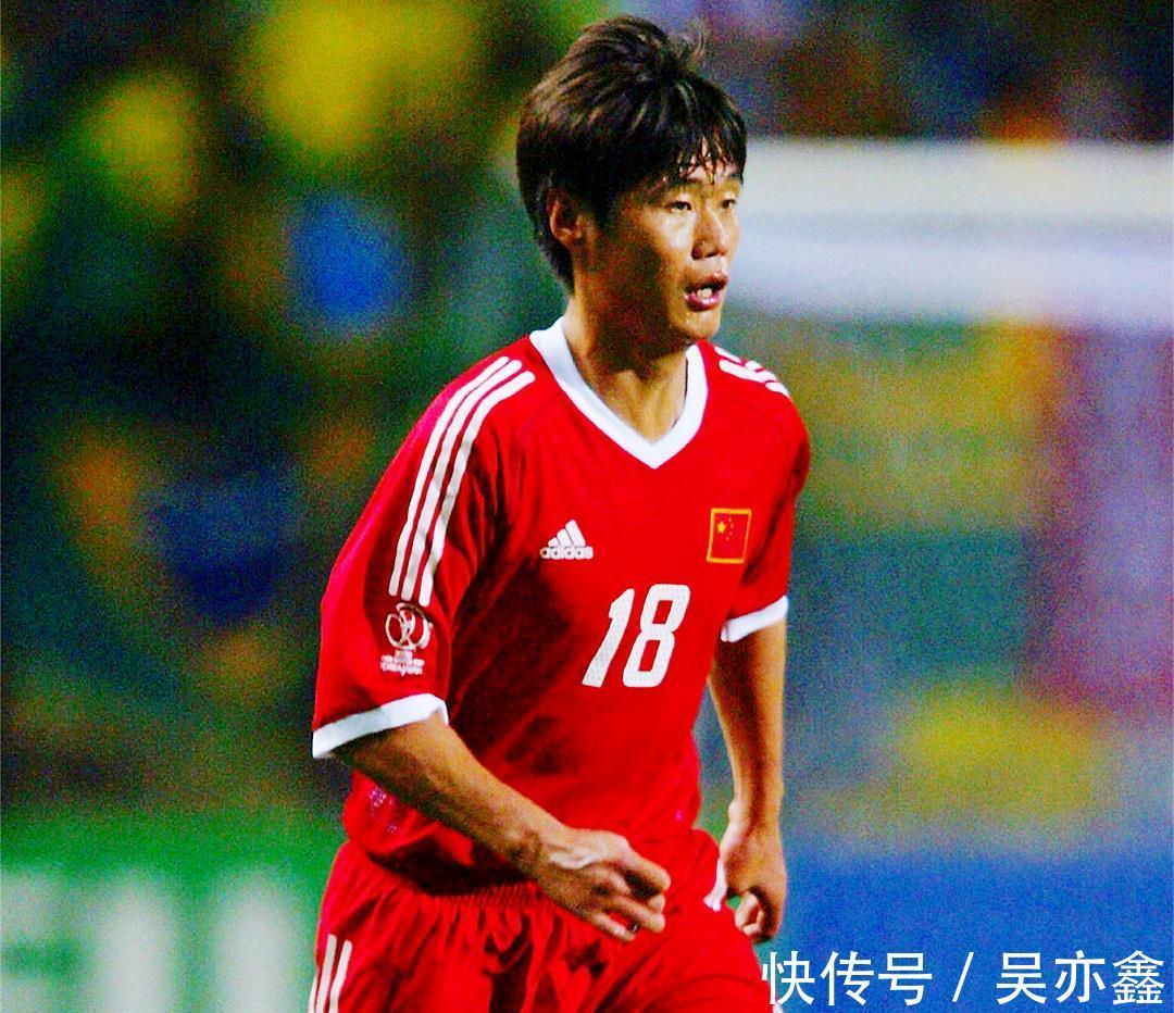 歸化|李霄鵬點(diǎn)兵國(guó)足:歸化國(guó)腳都還在 戴偉浚也來了 底線是不能輸越南