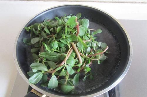 3类蔬菜,吃前不焯水,或是在服毒,再懒也别省一步