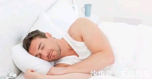 泡脚|男人过了50岁，这四件事还能轻松做到的话，说明身体素质比较好