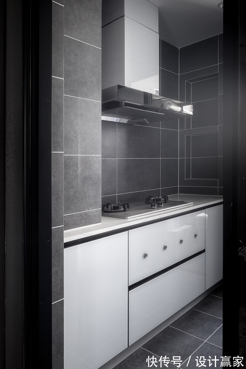 黑白灰|120㎡现代三居，经典时尚黑白灰，优雅中透出质感