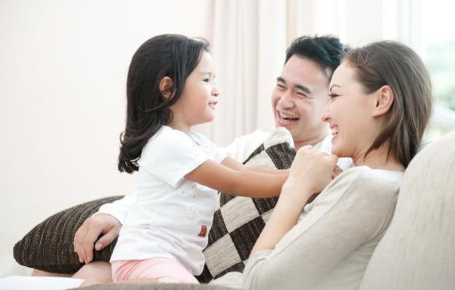 拖拉机|孩子跟爷爷住了三个月,再见时爸妈认不出,网友:论车技自愧不如