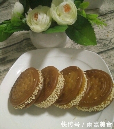 做出|你做的南瓜饼不香甜,味道差?告诉你有诀窍,做出的饼子金黄软糯