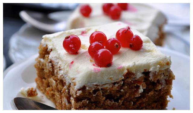中老年人|过了50岁，不想脑梗猝死，医生这4类食物少吃，越吃血脂越高