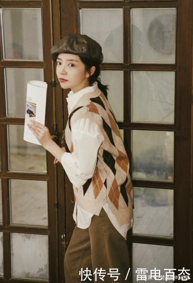 大地色难穿可三木却最爱!她的“时髦套路”不复杂,照着学就行