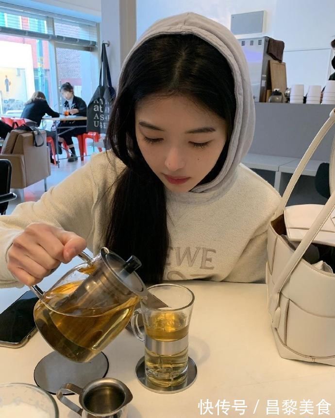 角质层|有这5个好习惯的女生，皮肤比普通人更白嫩，美白精华的钱都省了