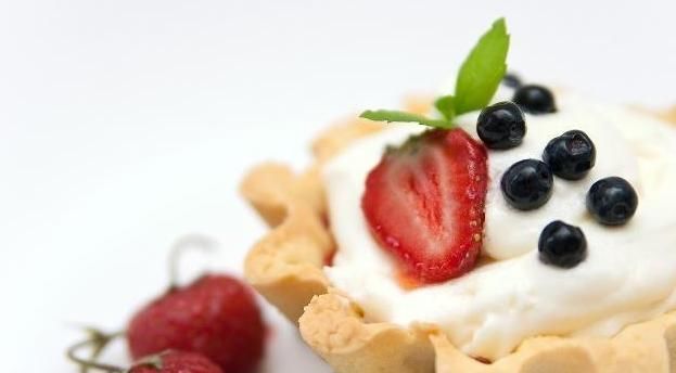 高热量|转告家人:40岁后,5种食物最好别碰,少给血管“添堵”!