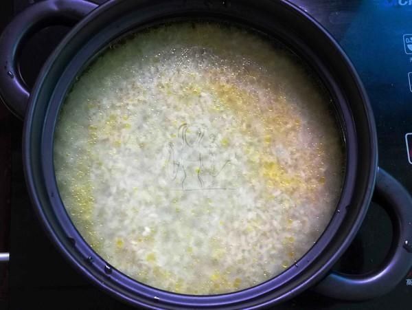  朋友圈|1人食晚餐，才10元钱，直接锅里一焖，发朋友圈，朋友放着我来