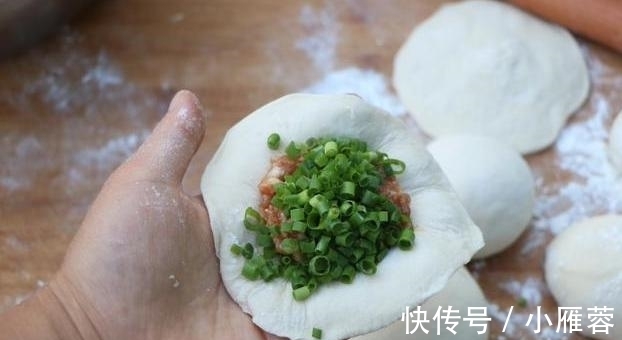佐料|早餐吃肉饼，不用花钱自己做，佐料简单味道“不简单”