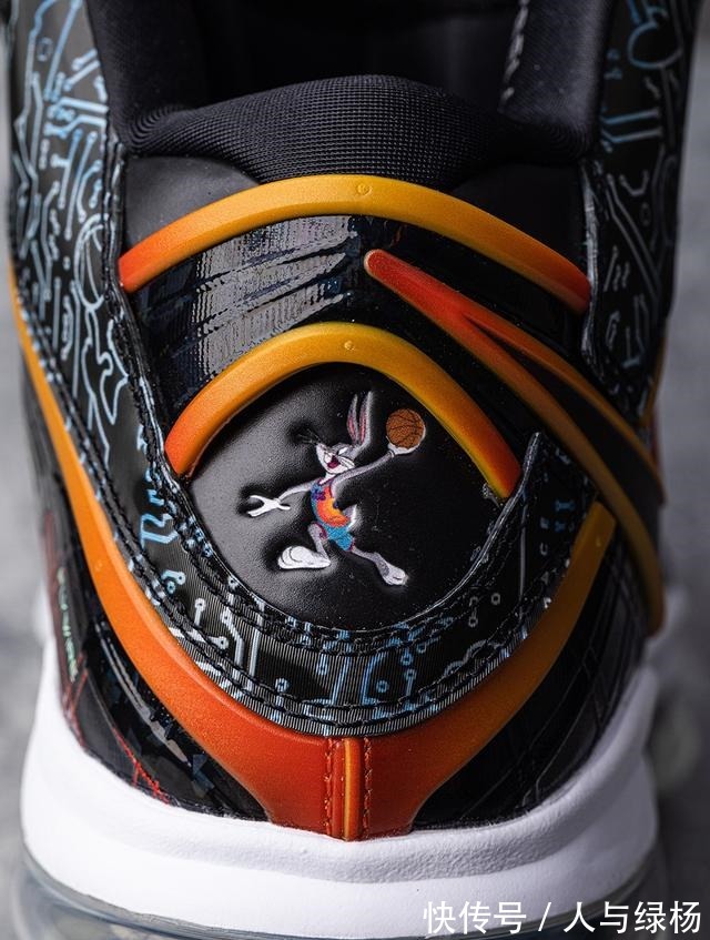 spac 「大灌篮」LeBron 8 抢先上脚!这个细节很多人都没看懂