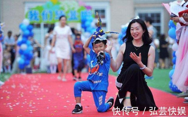 虚荣心|幼儿园毕业典礼,要求家长走红毯,妈妈得花枝招展