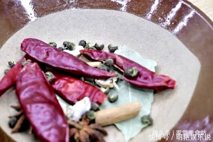  好吃|红烧肉最好吃的做法，做法简单又美味，咸香入味又下饭，家人爱吃